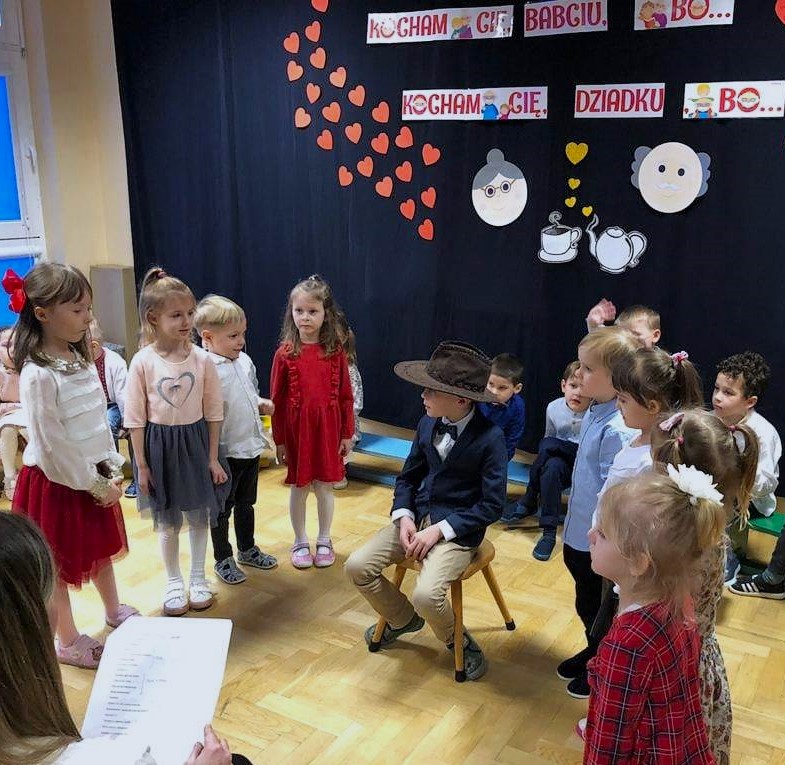 Dzień Babci i Dziadka w grupie II Przedszkole Montessori