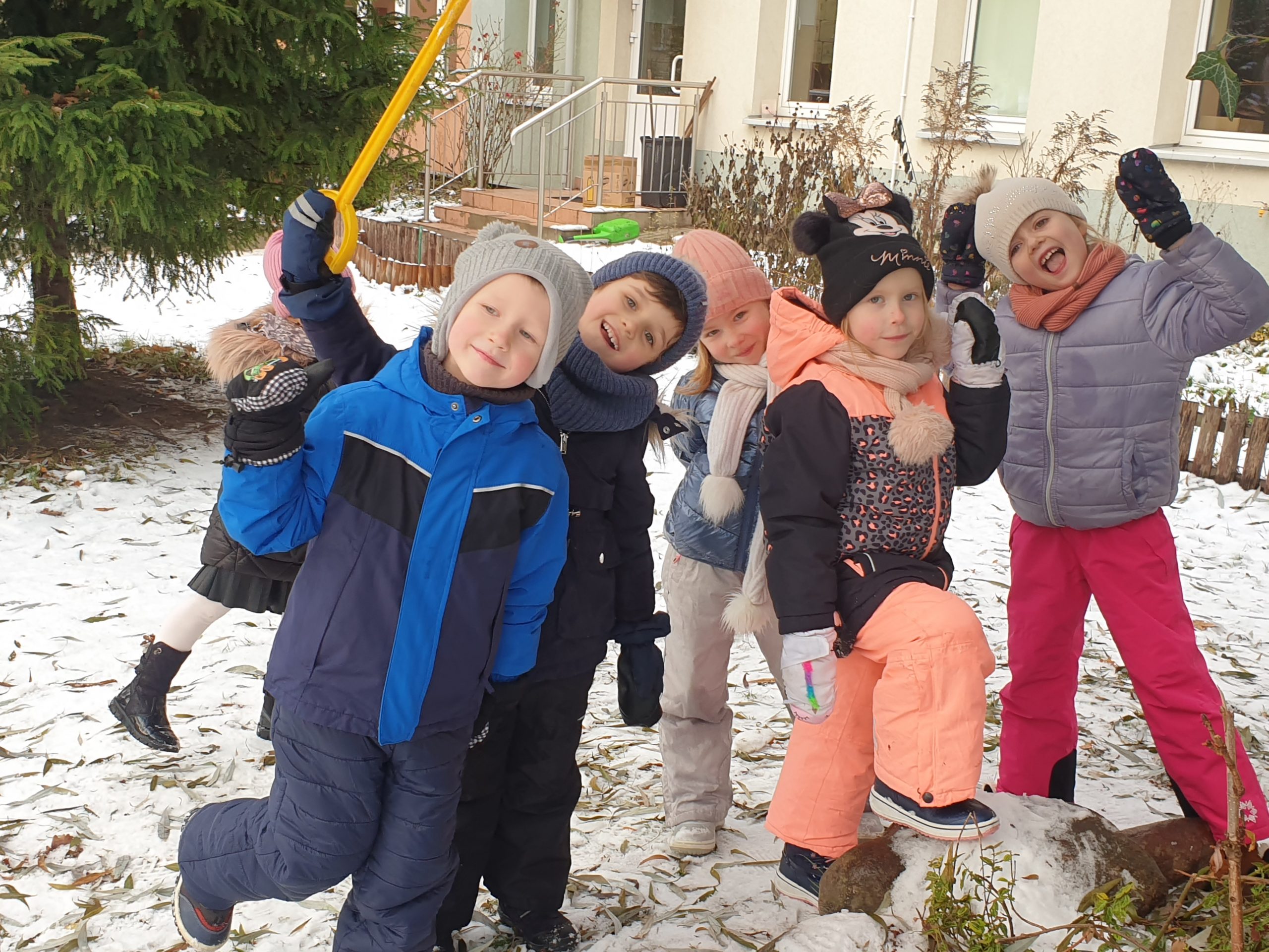 Zabawy na śniegu – grupa IV
