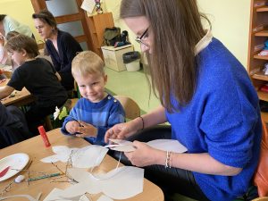Ignaś już wie czym udekoruje swojego zająca