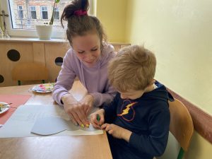 Mikołaj współpracuje z mamą