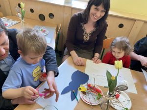 Rodzinna atmosfera podczas warsztatów