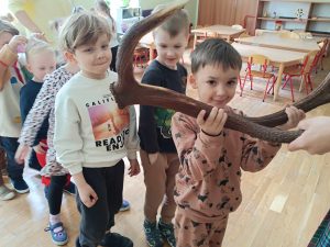 Stefan na warsztatach leśnych