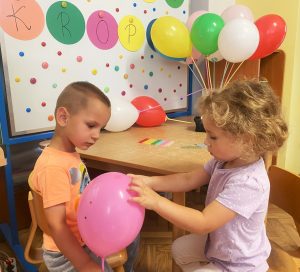 Ozdabianie balonów.