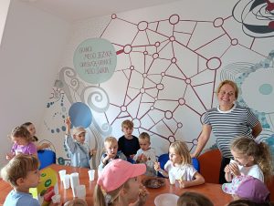 Wizyta dzieci grupy III w szkole językowej