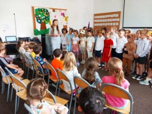 przedstawienie uczniów kl. I