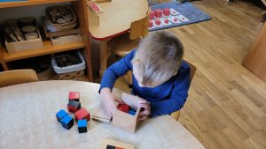 Doświadczanie matematyki sensorycznie