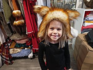 Gabrysia w czapce liska