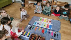 Zajęcia z wykorzystaniem kredek