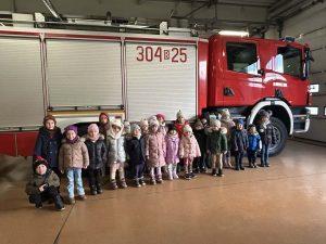 1. Wizyta dzieci w Straży Pożarnej.