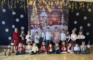 1. Zdjęcie grupowe.