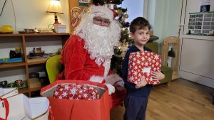 8. Zdjęcie z Mikołajem