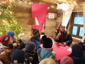 Dzieci przyniosły listy do Mikołaja