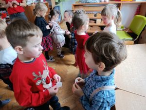 Dzielenie się opłatkiem