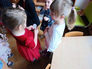 Dzielenie się opłatkiem