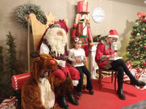 Marcelinka na spotkaniu z Mikołajem