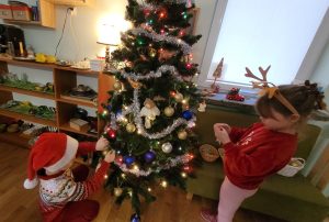 Ubieranie choinki.