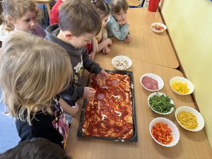 Światowy Dzień Pizzy w gr. III