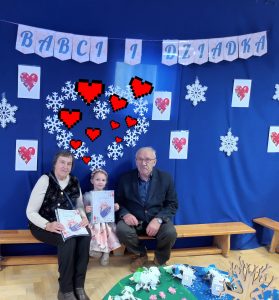 Rita z babcią i dziadkiem