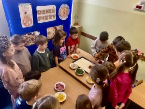 Światowy Dzień Pizzy w gr. II