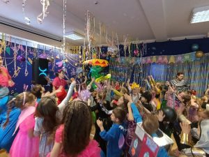 Bal Pełen Magii i Uśmiechów