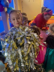 Tańce, stroje i radość – bal karnawałowy