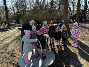 Zabawy na placu zabaw