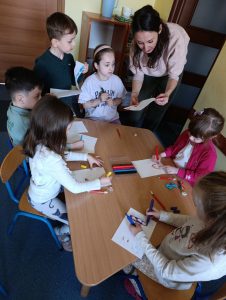 Przedszkolaki tworzą własne książki