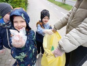 Przedszkolaki z Przedszkola Samorządowego nr 36 w akcji Czysty Białystok