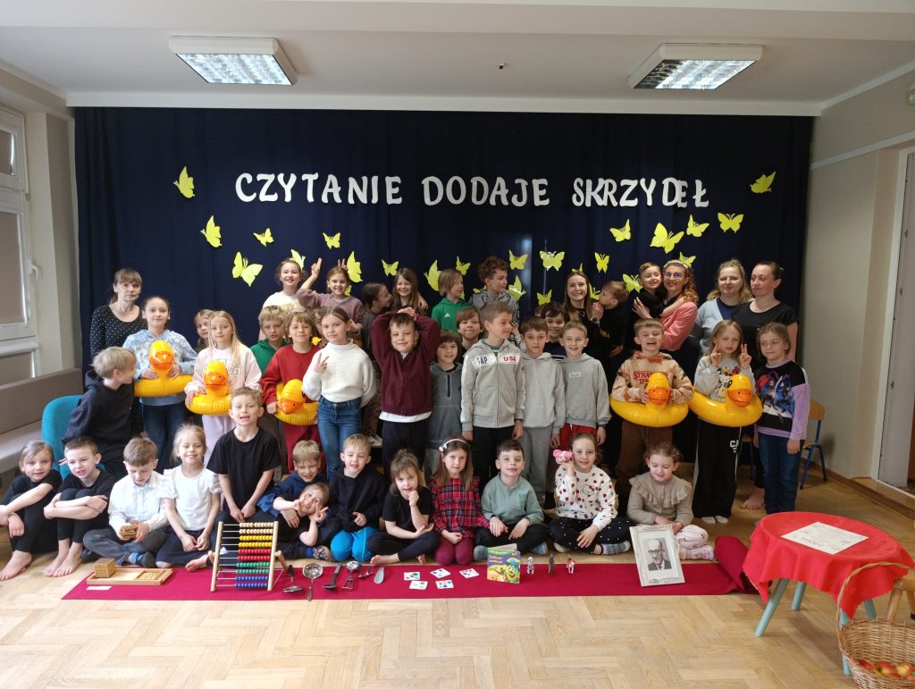 Razem przy książce – wyjątkowa wizyta uczniów - grupa III