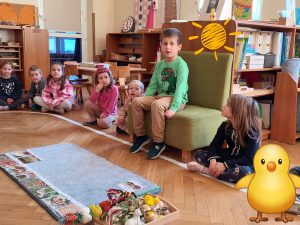 Nasz absolwent Michał odwiedził dzieci z Grupy V