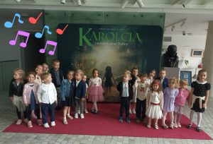 Karolcia i sekret leśnej doliny