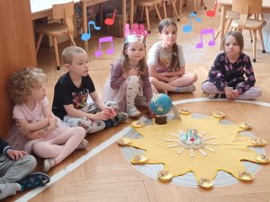 Lilianka w urodzinowej koronie