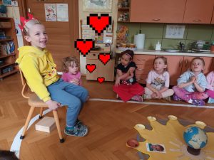 Mikołaj cieszy się z 7 urodzin
