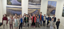 Dzieci w grupie montessori 